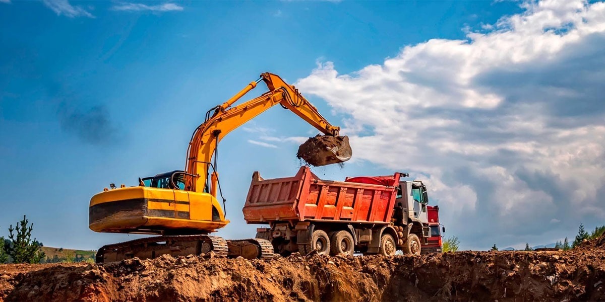 heavy equipment rental in UAE