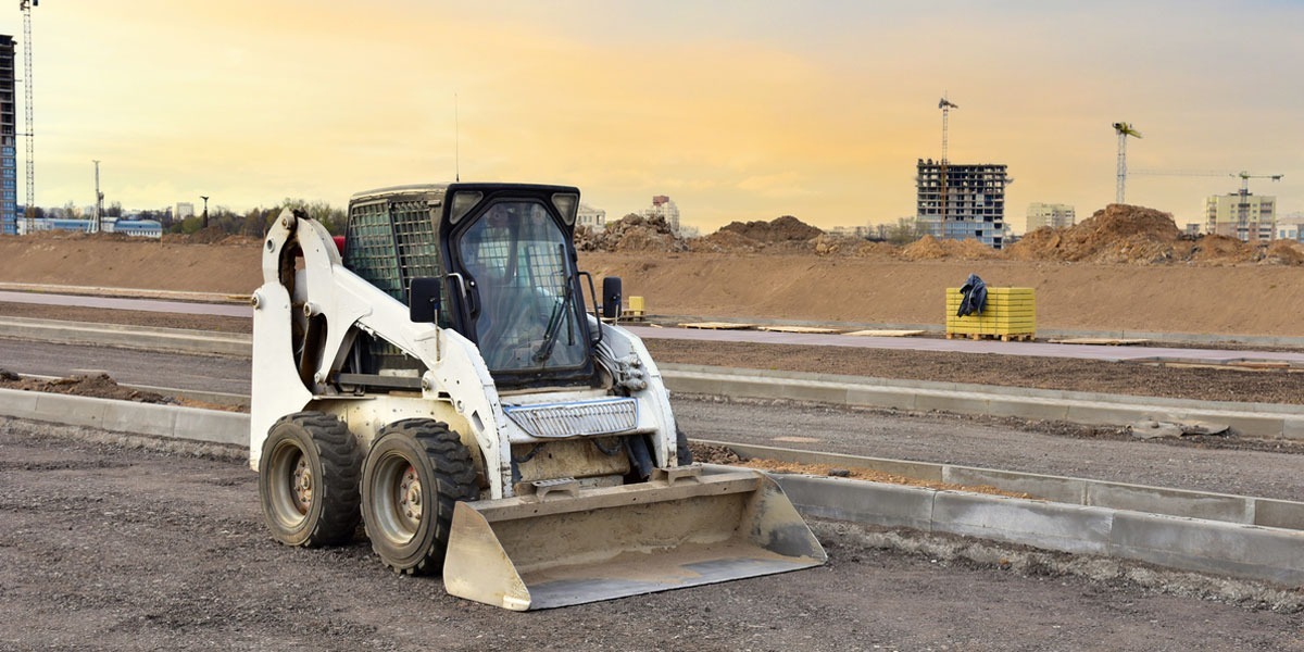 skid steer loader rental Dubai