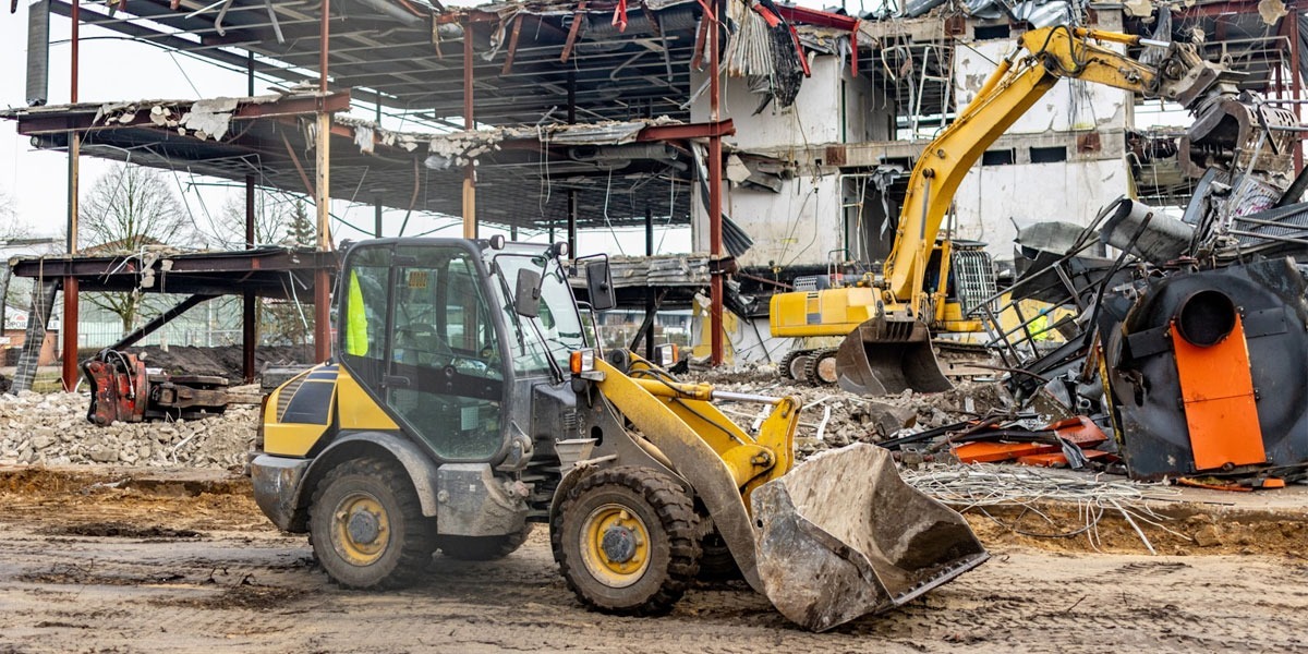 demolition machinery rental