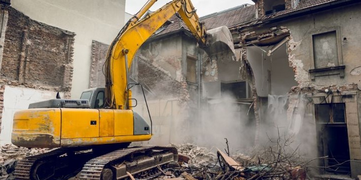 best demolition machinery rental