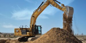 Excavator rental services Dubai