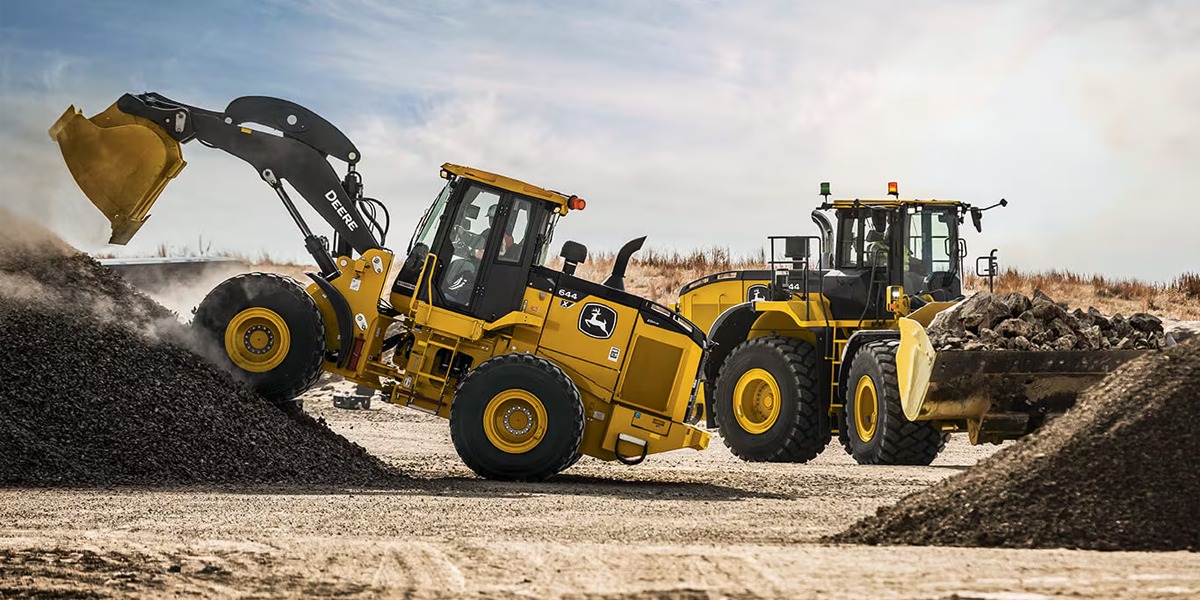You are currently viewing How the Right Wheel Loader Can Improve Construction Site Productivity